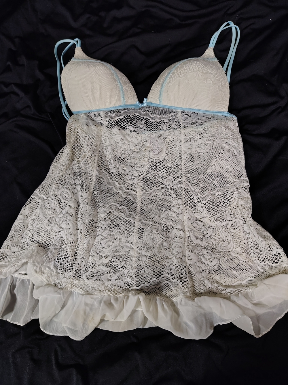 Secret Treasures Ivory Lace Chemise with Light Blue Trim